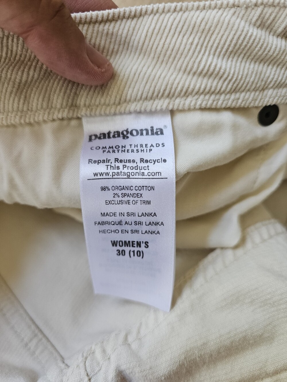 Patagonia Women's Fitted Organic Cotton Corduroy Pants (55055) natural - size 30 - Picture 11 of 12